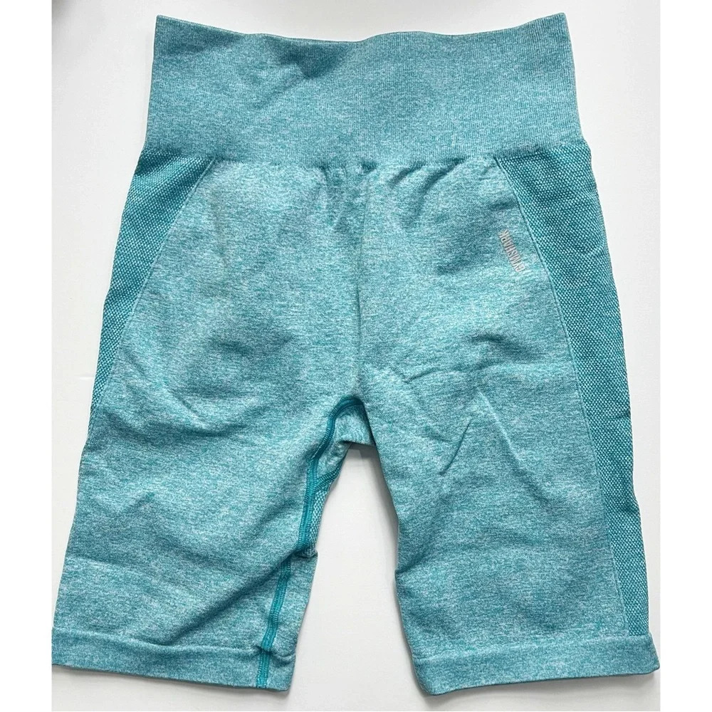 Gymshark • Teal Stretchy Biker Shorts